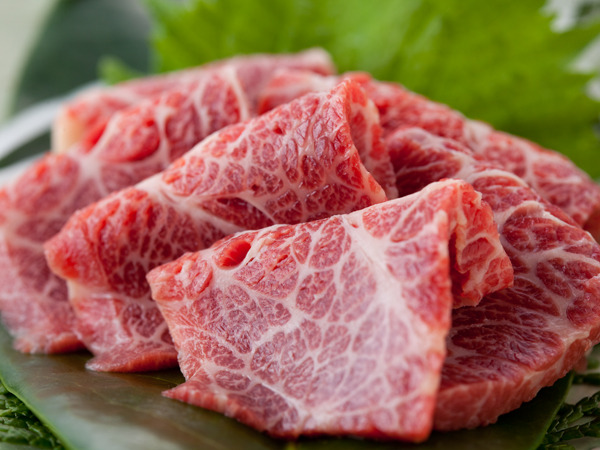 【お料理一例】熊本名物・霜降り馬刺し