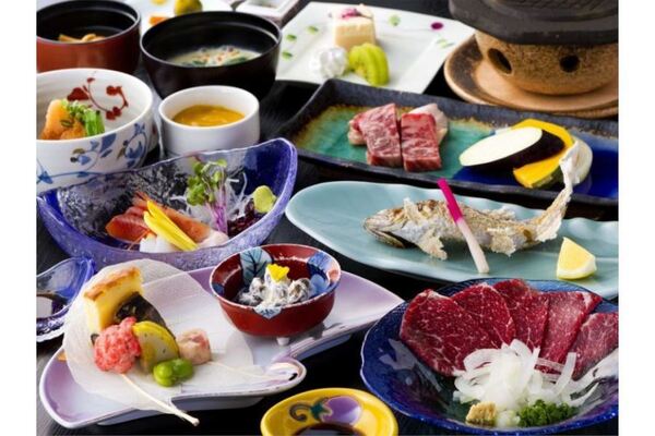 【自社予約】豚しゃぶメインの御部屋食、ケーキ・シャンパンも付いた記念日お祝いプラン☆★